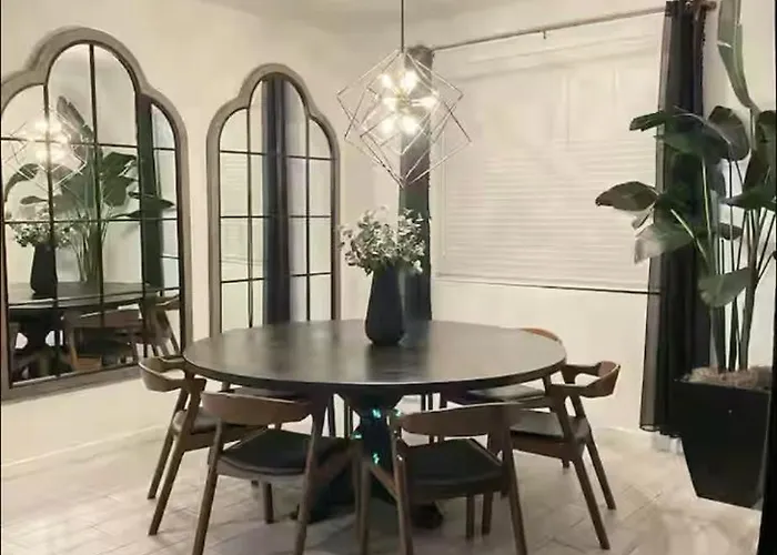 Modern Oasis Casa Grande