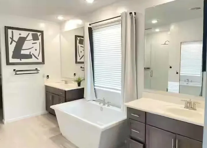 Modern Oasis *