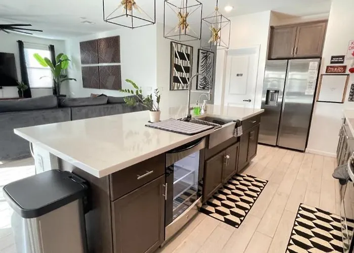 Modern Oasis *