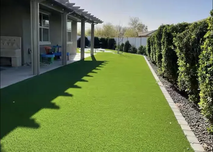 Modern Oasis * Casa Grande